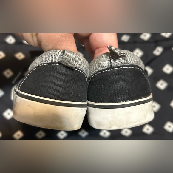 Gymboree toddler shoe grey&black lace up-size 12 - Picture 5 of 8